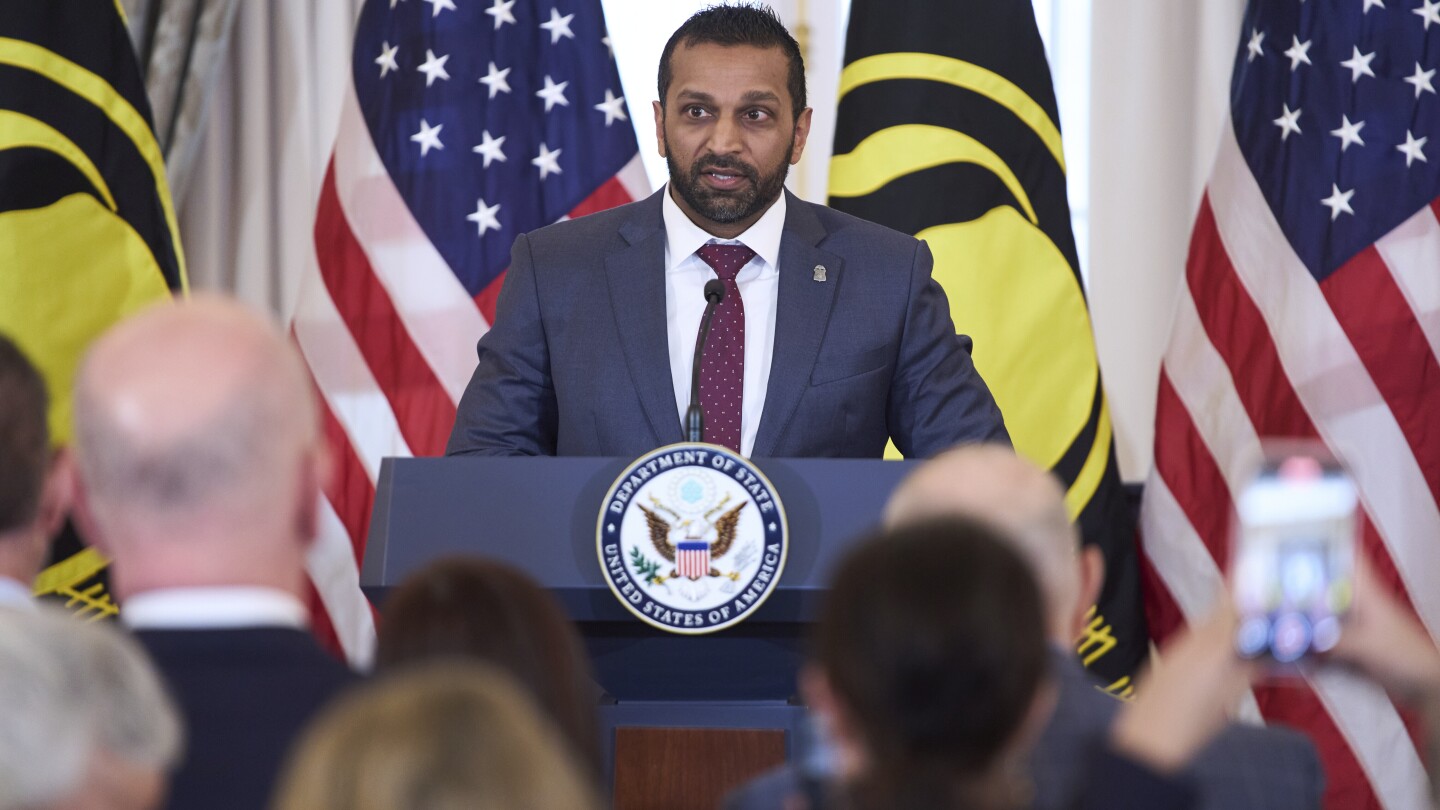 After Signal blunder, Senate will question US officials on national security threats