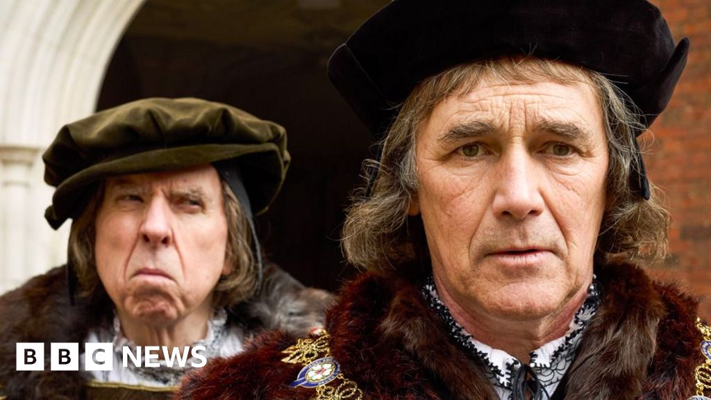 ⁣British TV industry is in crisis, says Wolf Hall director Peter Kosminsky
