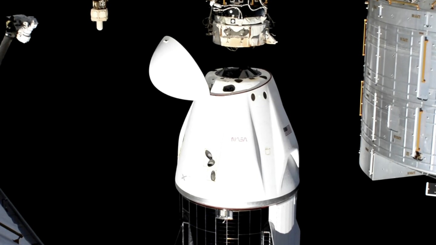 ⁣NASA's stuck astronauts on their way back to Earth aboard a SpaceX capsule