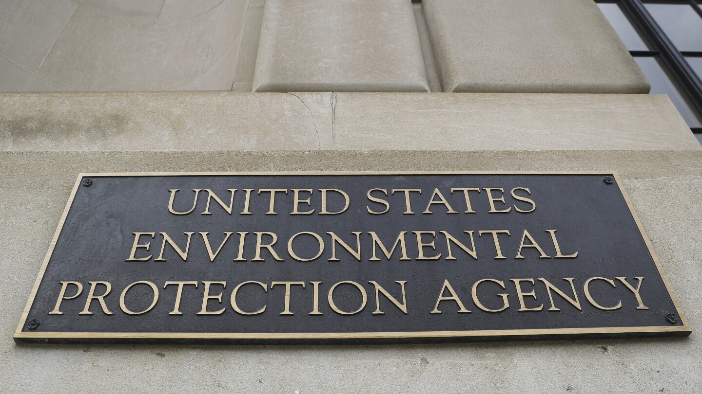 ⁣Judge blocks Trump administration from terminating $14 billion in 'green bank' grants