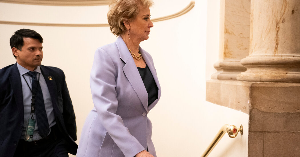 ⁣Trump to Sign Executive Order to Dismantle Education Department: Live Updates