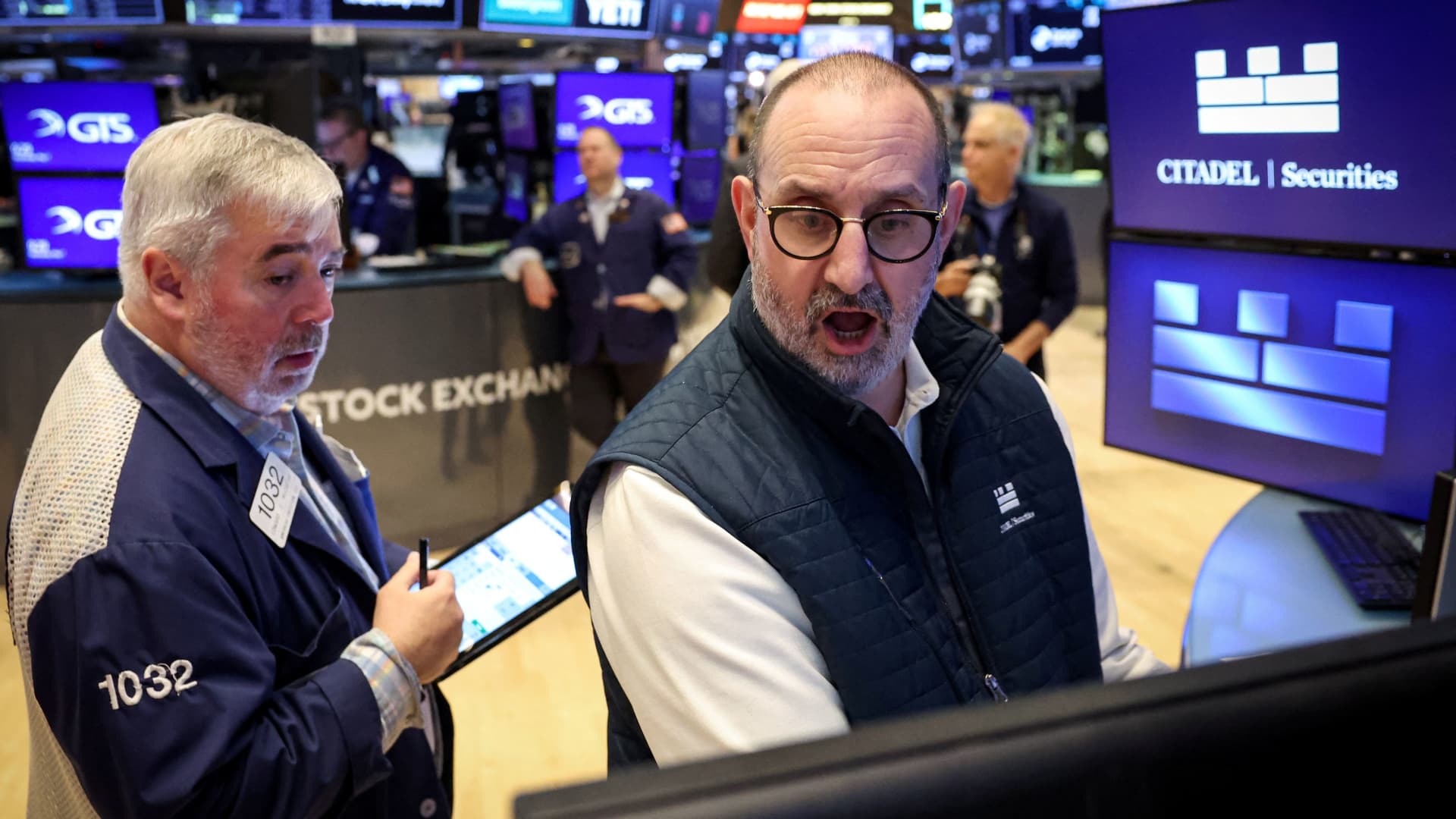 Stock market today: Live updates