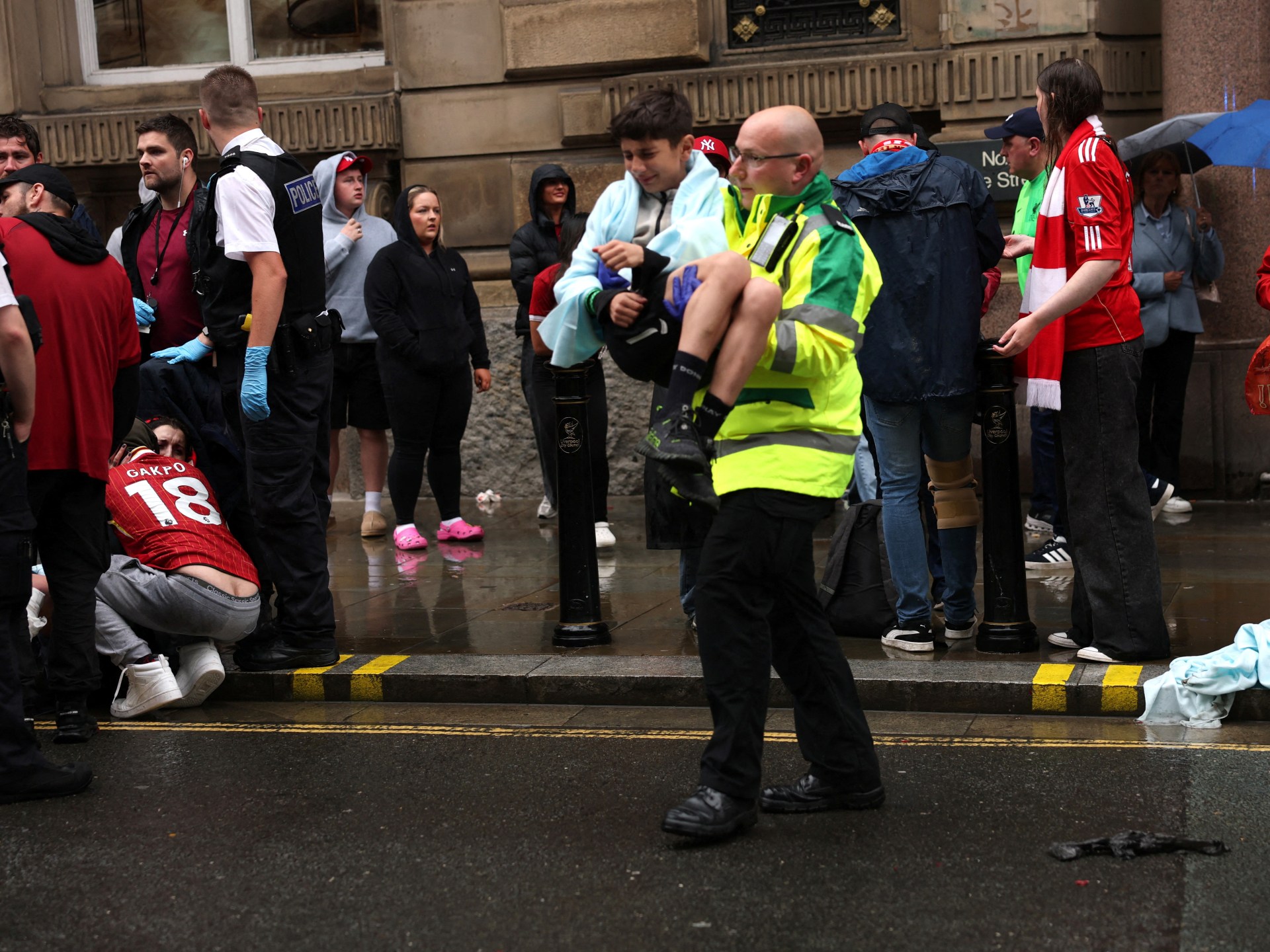 Car ploughs into football fans at Liverpool parade, 27 in hospital | Football News