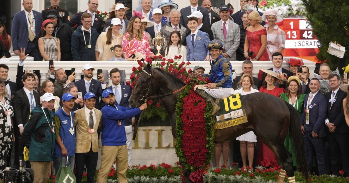 Sovereignty surges past Journalism to win 2025 Kentucky Derby