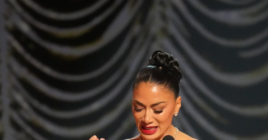 Tony Award Winners 2025: Updating List - The New York Times