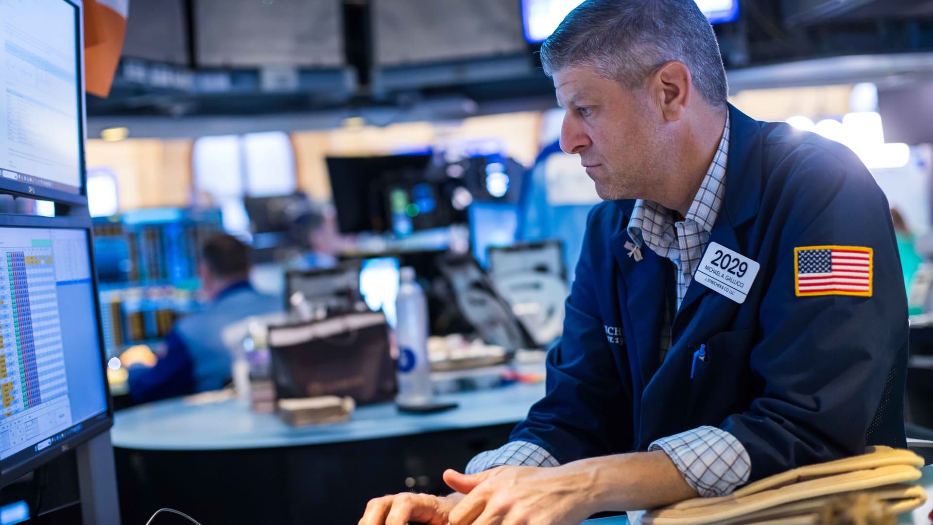 Stock market today: Live updates