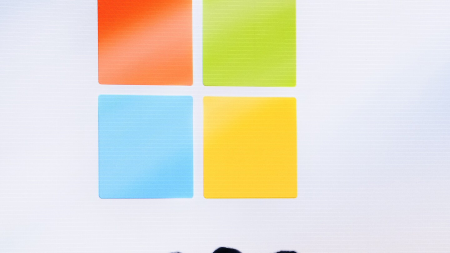 Windows' infamous 'blue screen of death' will soon turn black