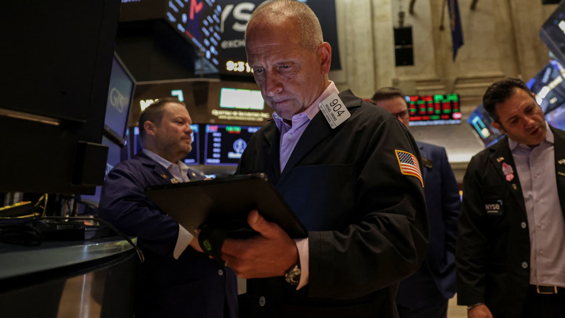 Stock market today: Live updates