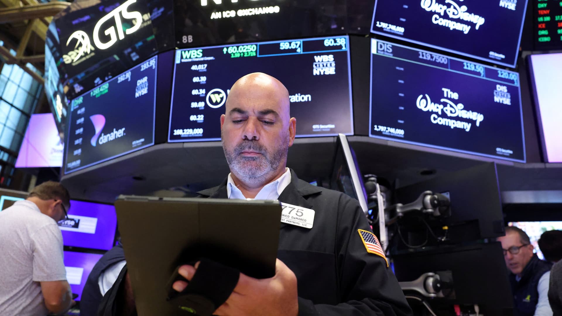 Stock market today: Live updates