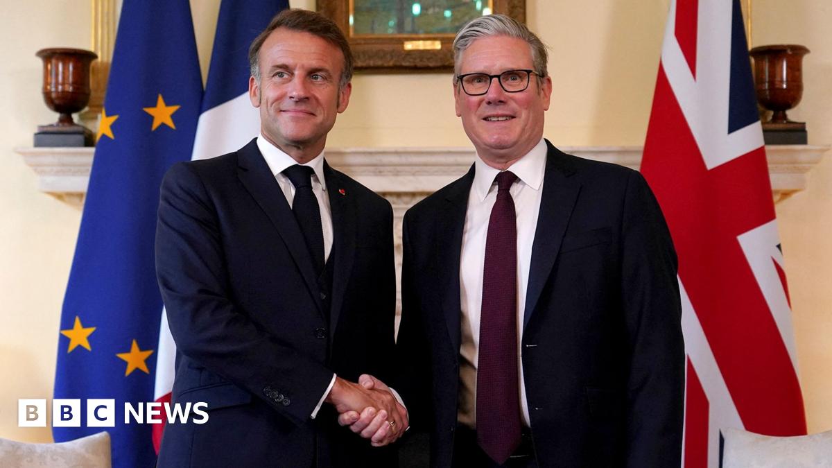 50 migrants a week could be sent back to France in pilot of 'one in, one out' deal