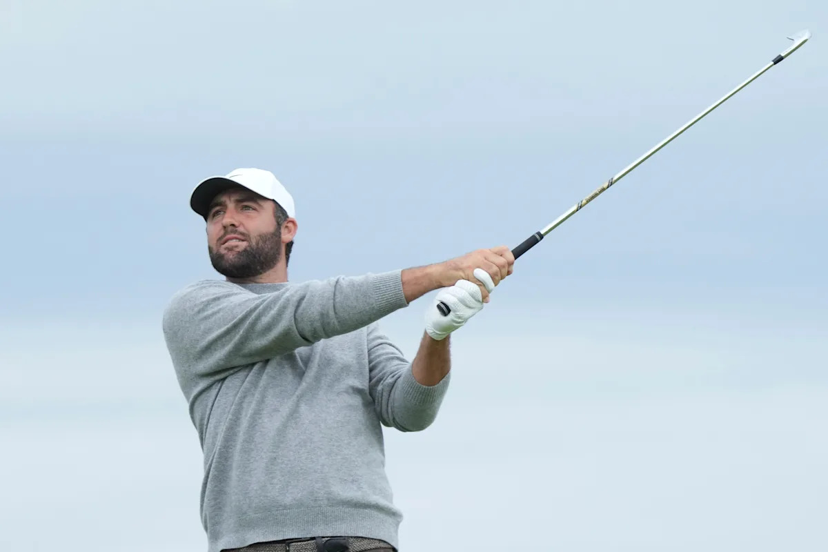 British Open Round 2 live updates, leaderboard: Can Scottie Scheffler survive the weather that's arrived at Royal Portrush?