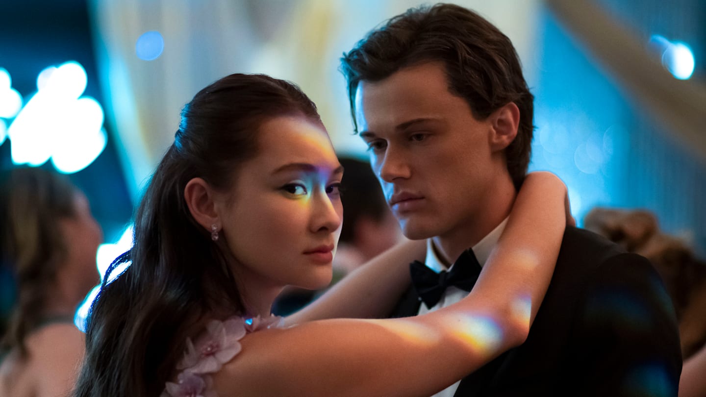 Does Belly end up with Conrad?