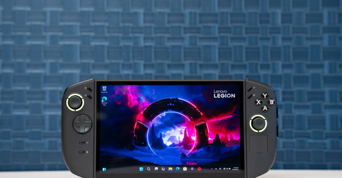 The Lenovo Legion Go 2 will get Xbox-flavored Windows in spring 2026