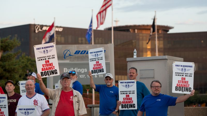 Boeing Defense and union reach tentative deal to end strike in St. Louis area