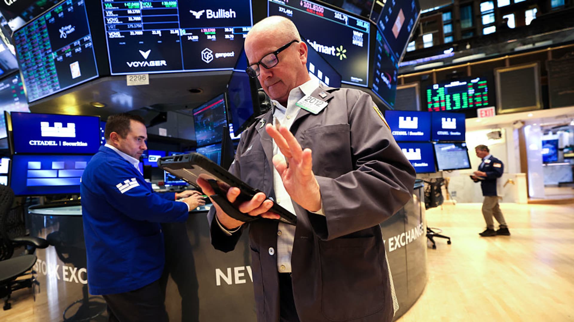 Stock market today: Live updates