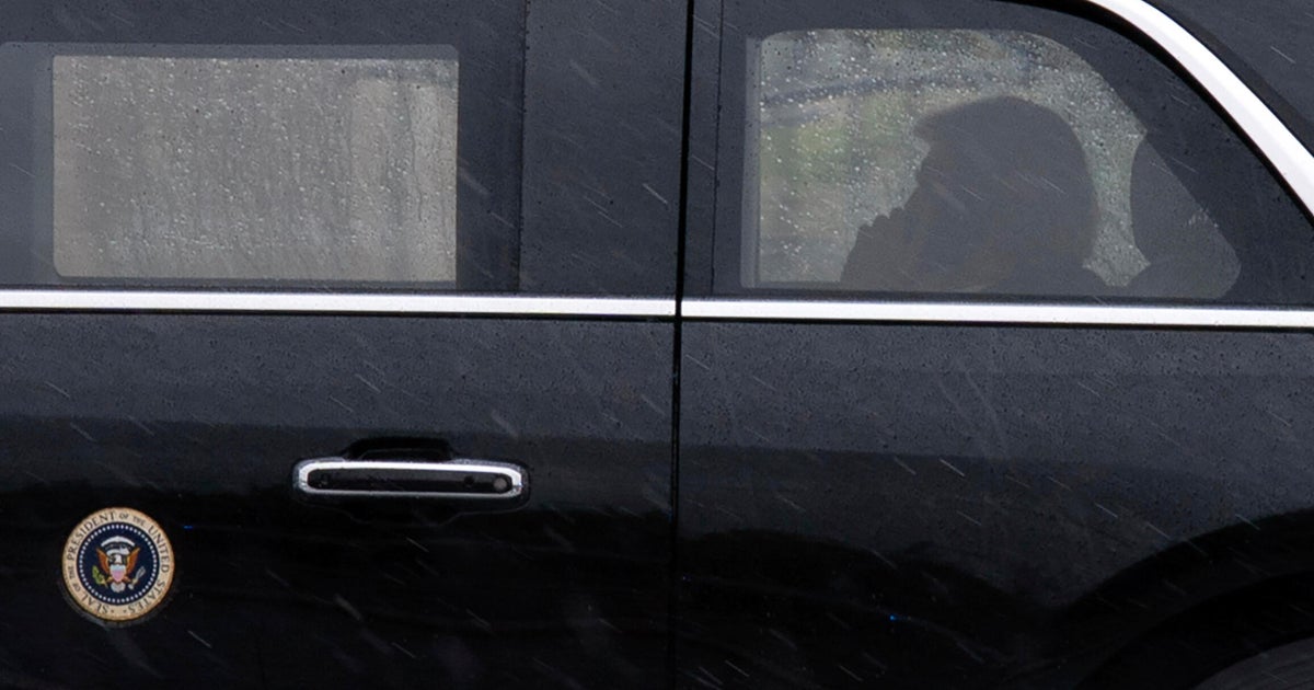 Trump to visit Walter Reed for "routine yearly checkup" 6 months after annual physical exam