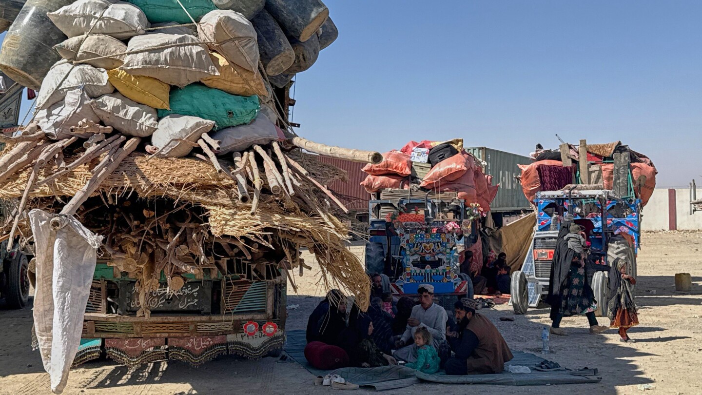 Afghanistan says it killed 58 Pakistani soldiers