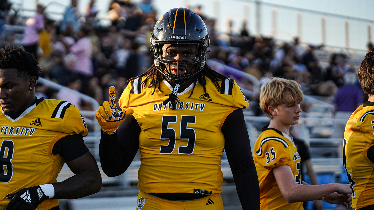 College football national signing day live: Top commits, flips, moments