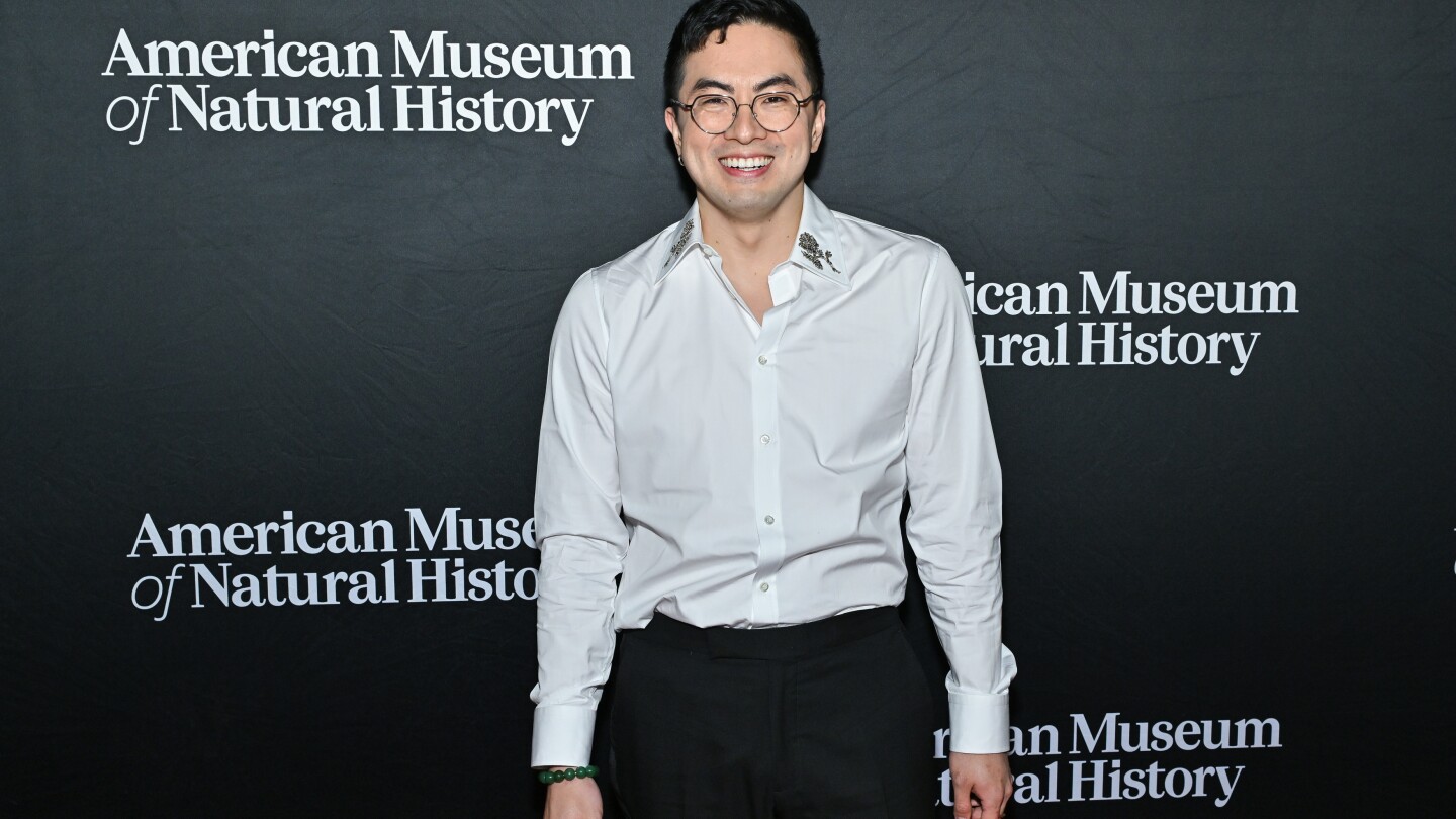 Tearful Bowen Yang leaves 'SNL' mid-season in emotional episode