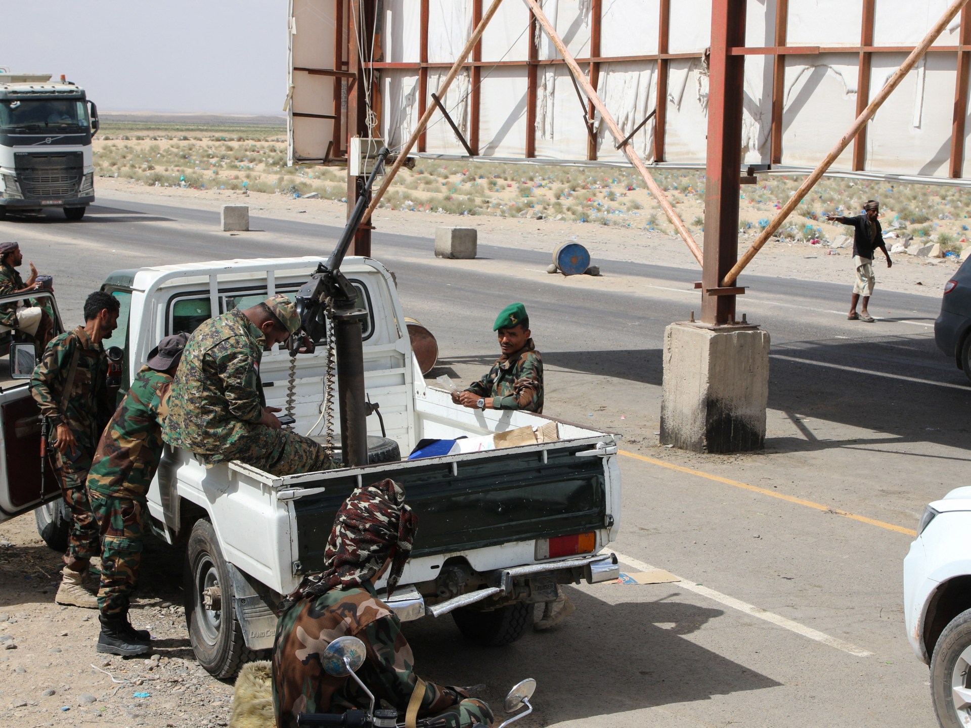 Saudi-led coalition strikes Yemen, says STC leader al-Zubaidi has fled | News