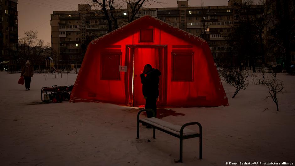 Zelenskyy declares energy emergency in cold snap